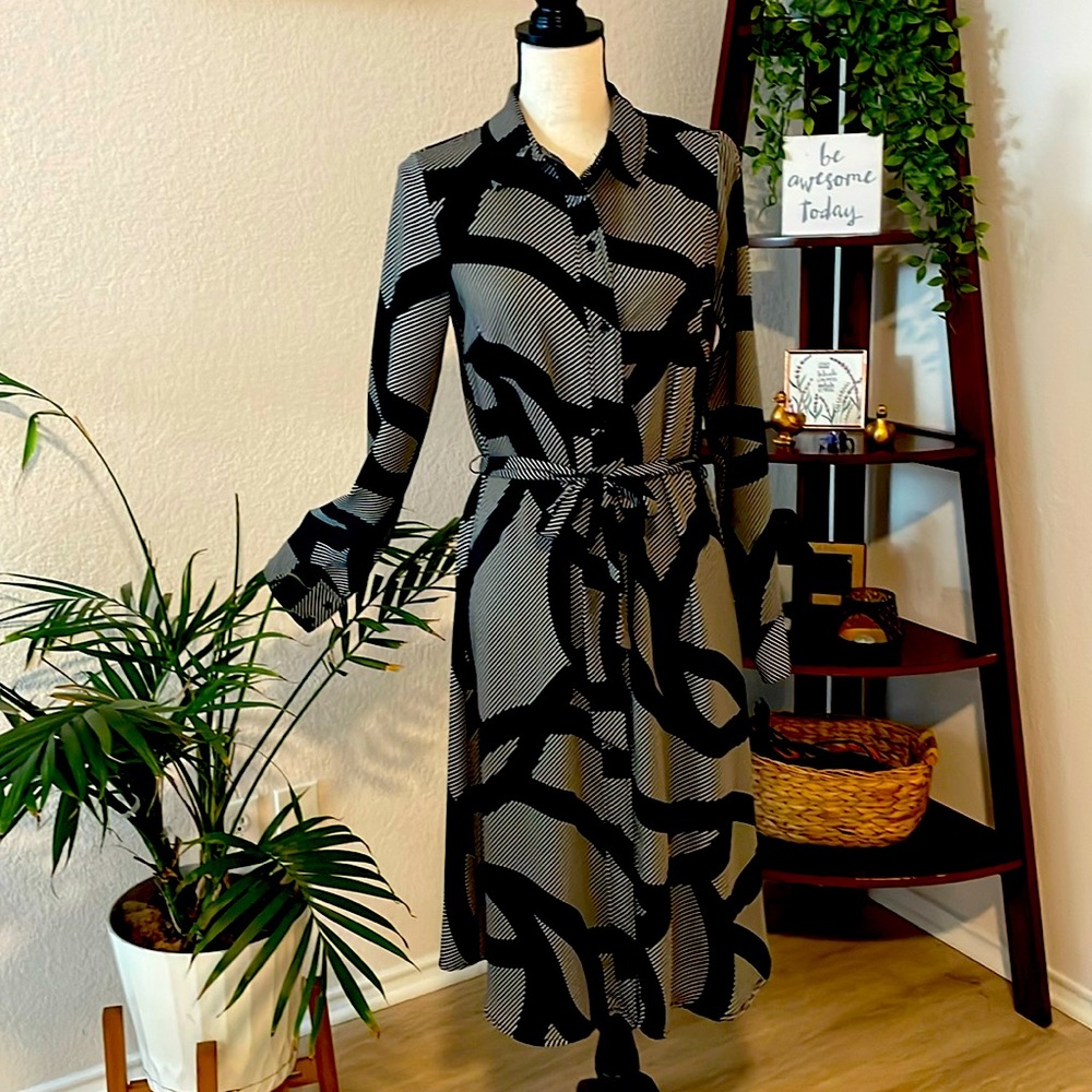 H&M Tie Belt Shirt Dress size S